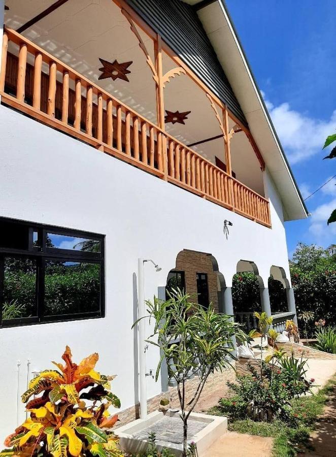 La Source Self Catering Hotel La Digue Exterior photo